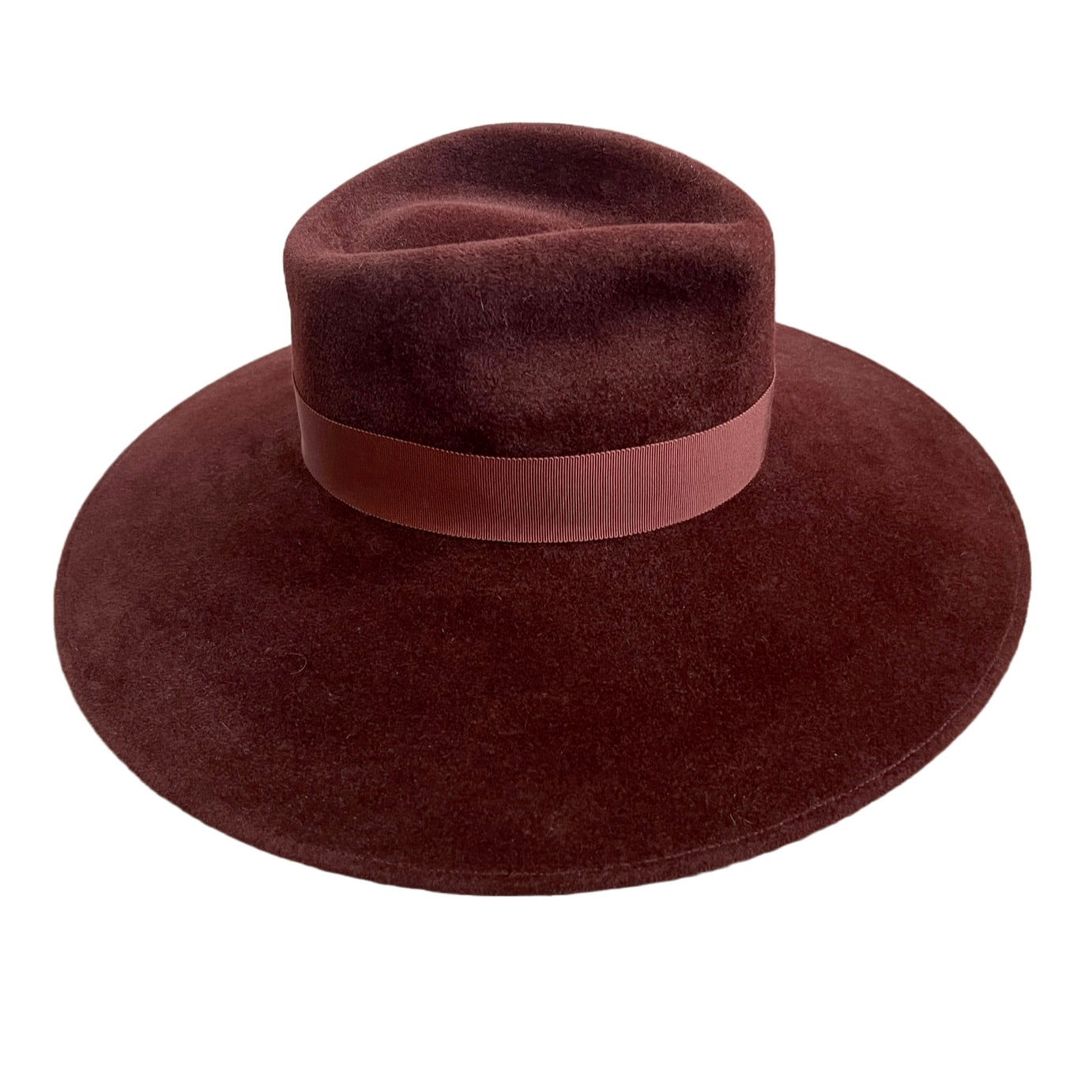 Gramercy in velour fur felt.