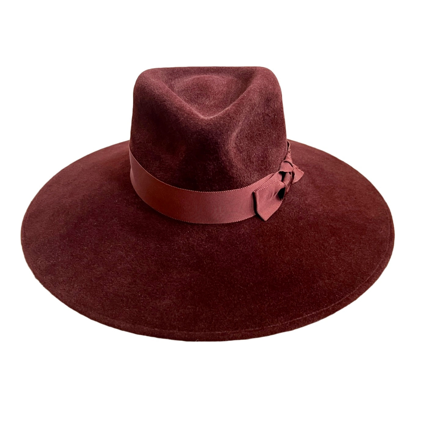 Gramercy in velour fur felt.